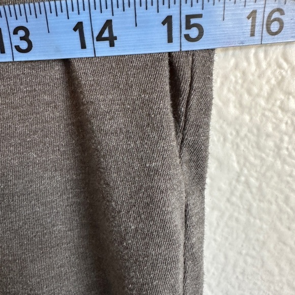 Cat & Jack Gray and Green Earth Graphic Tee Short Sleeve - Picture 4 of 4